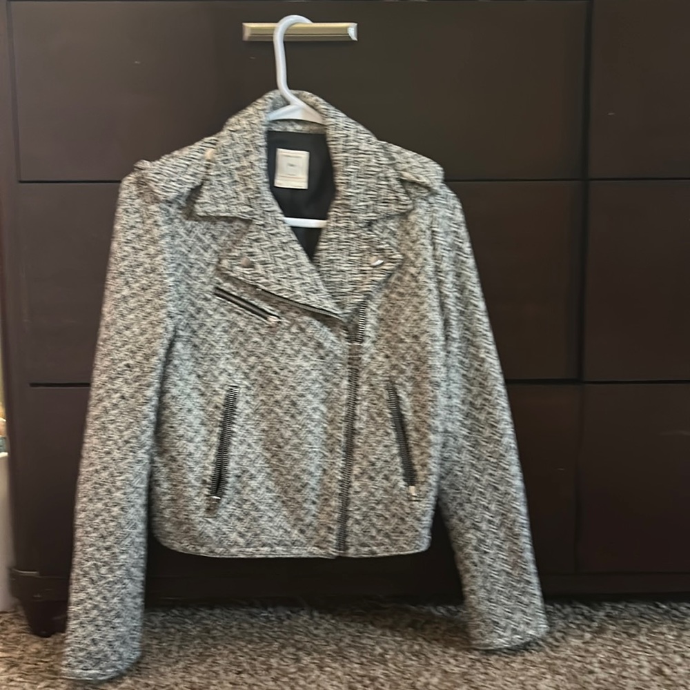 Gap motorcycle crop jacket.